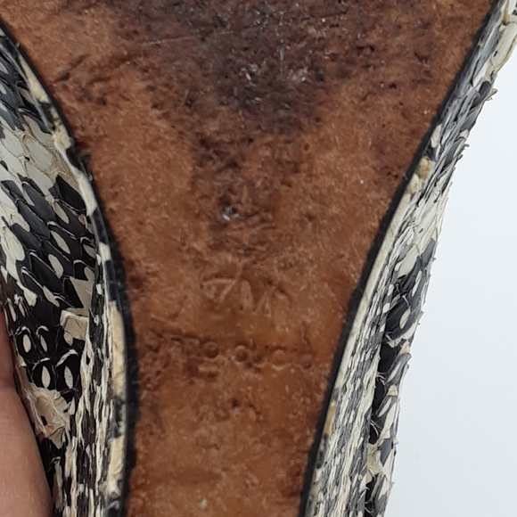 Rebecca Minkoff Sydney Snake Print Cage Wedge Sandal Size 7. - Picture 9 of 14